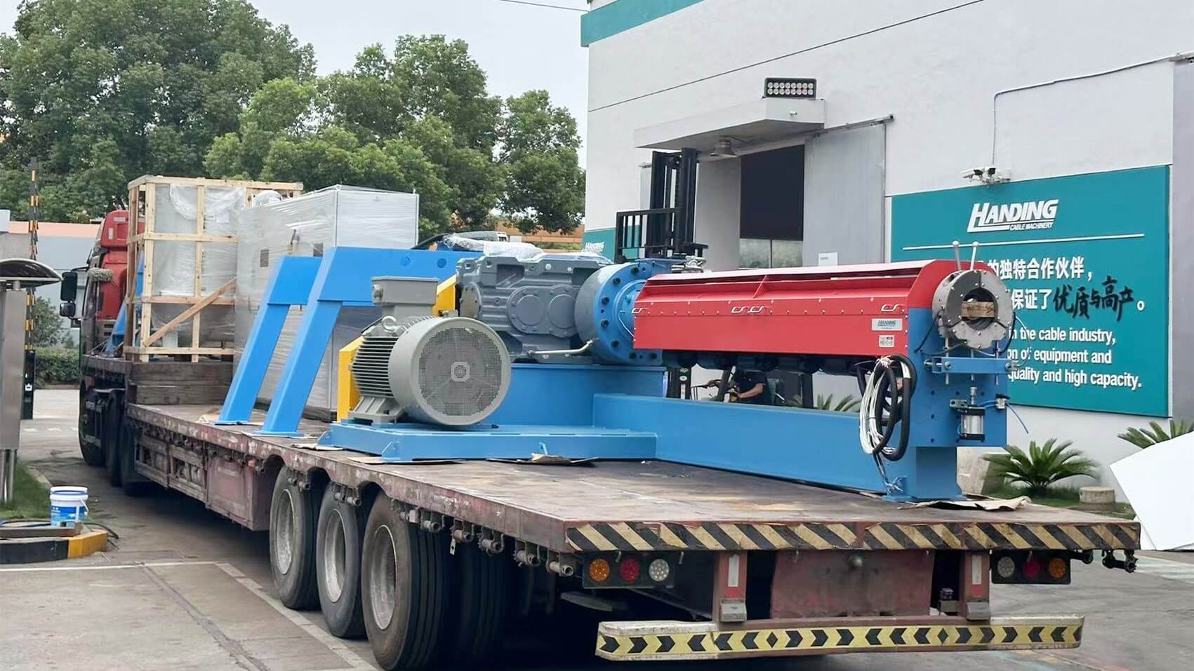 4401755079997611.jpg 1.jpg